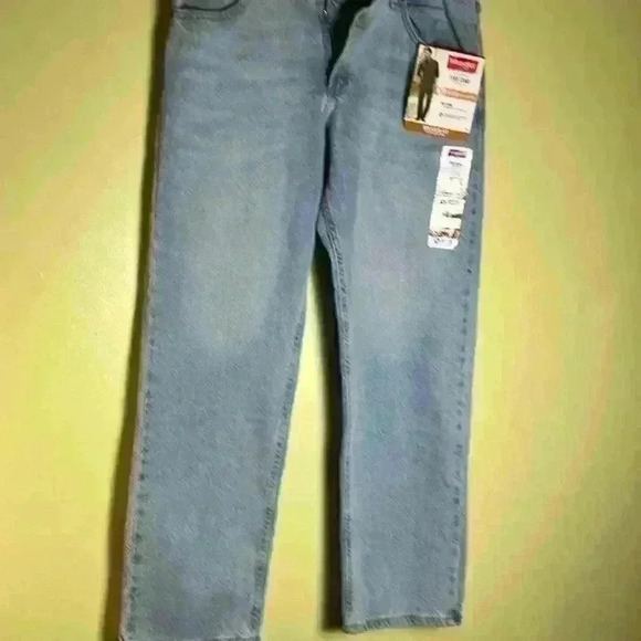 Wrangler men pants. - Picture 3 of 8